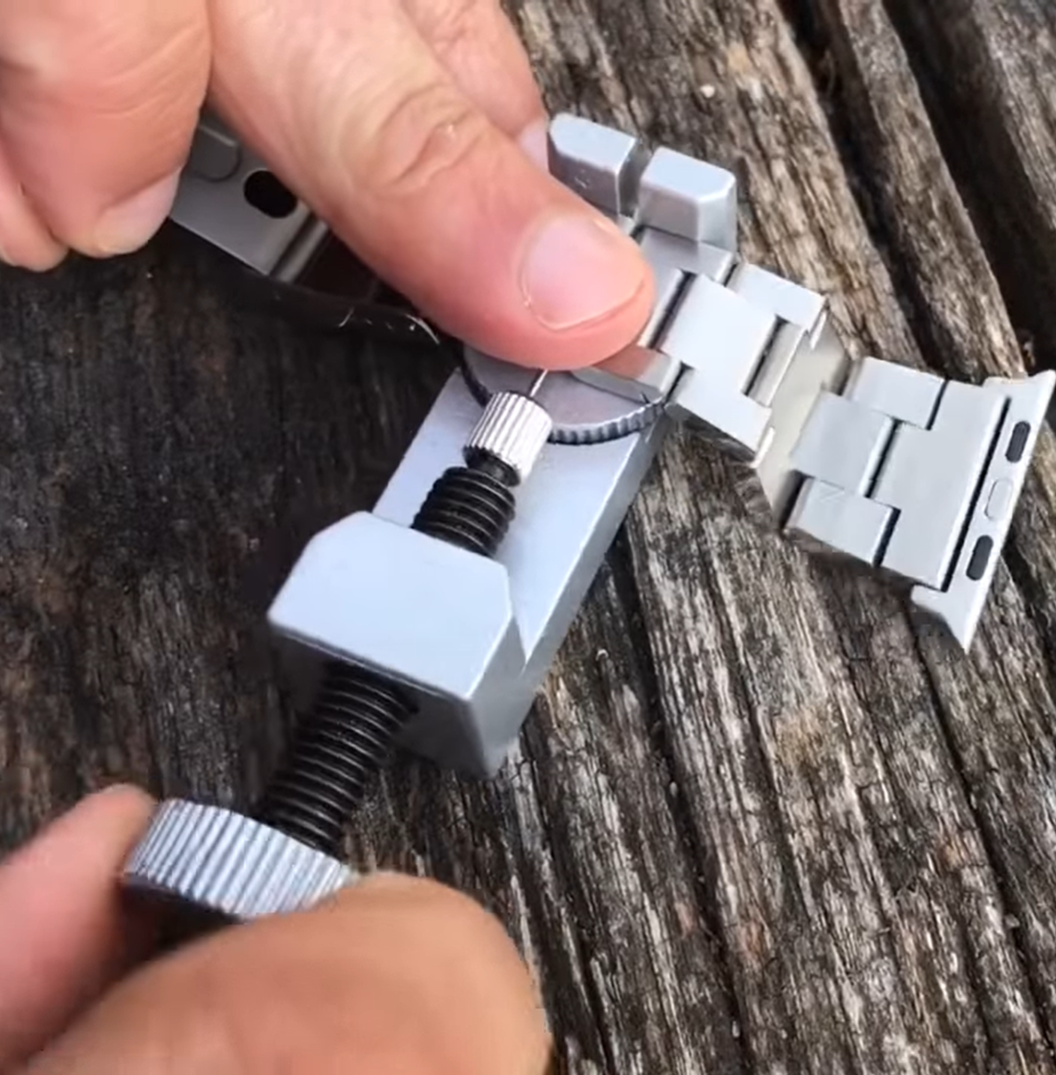 Kit - Strumenti per la riparazione degli orologi, maglie e cambio bracciale 395 pezzi